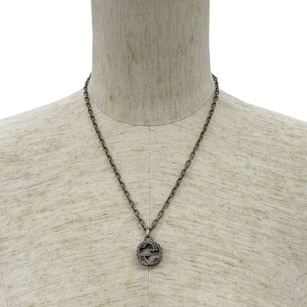 Gucci Arabesque Interlocking Pendant Necklace - image 6